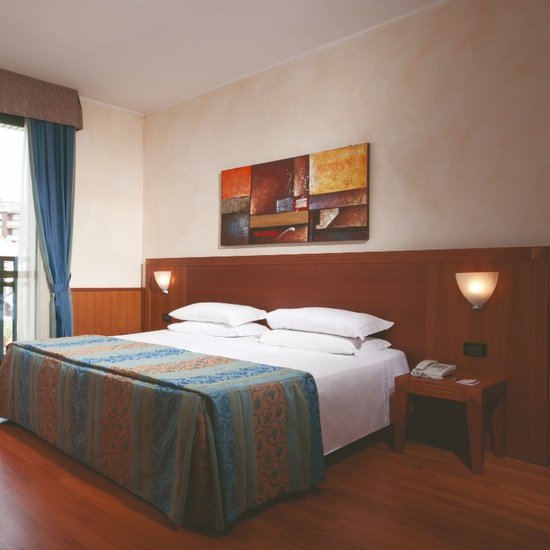 Chambre individuelle supérieure Hôtel Raffaello Milan Chambre individuelle supérieure Hôtel Raffaello Milan
