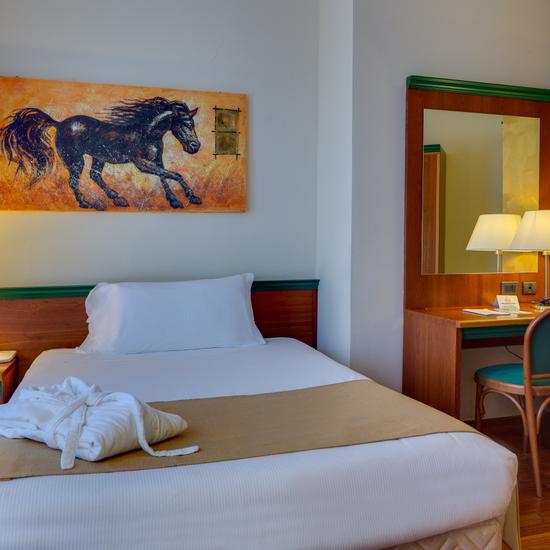 Chambre individuelle supérieure Hôtel Raffaello Milan Chambre individuelle supérieure Hôtel Raffaello Milan