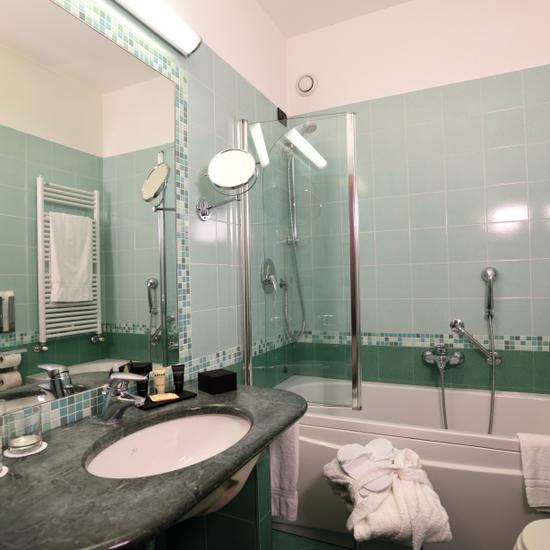 Chambre individuelle supérieure Hôtel Raffaello Milan Chambre individuelle supérieure Hôtel Raffaello Milan
