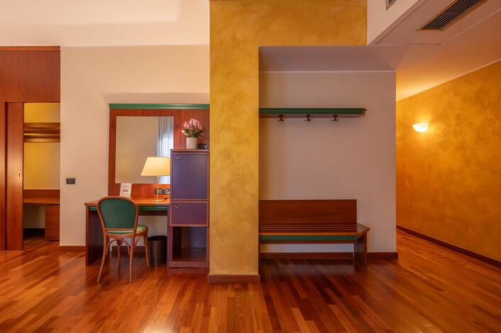 Chambre triple Hôtel Raffaello Milan Chambre triple Hôtel Raffaello Milan